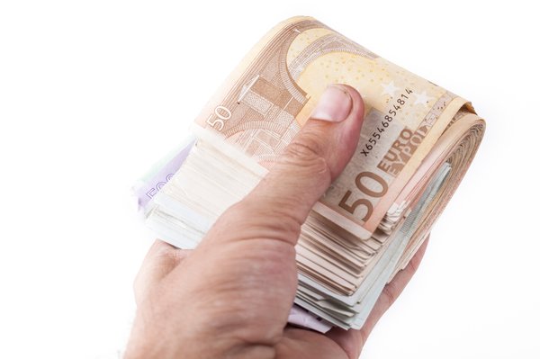 Crédit auto de 10 000 € : vos options sans justificatif !